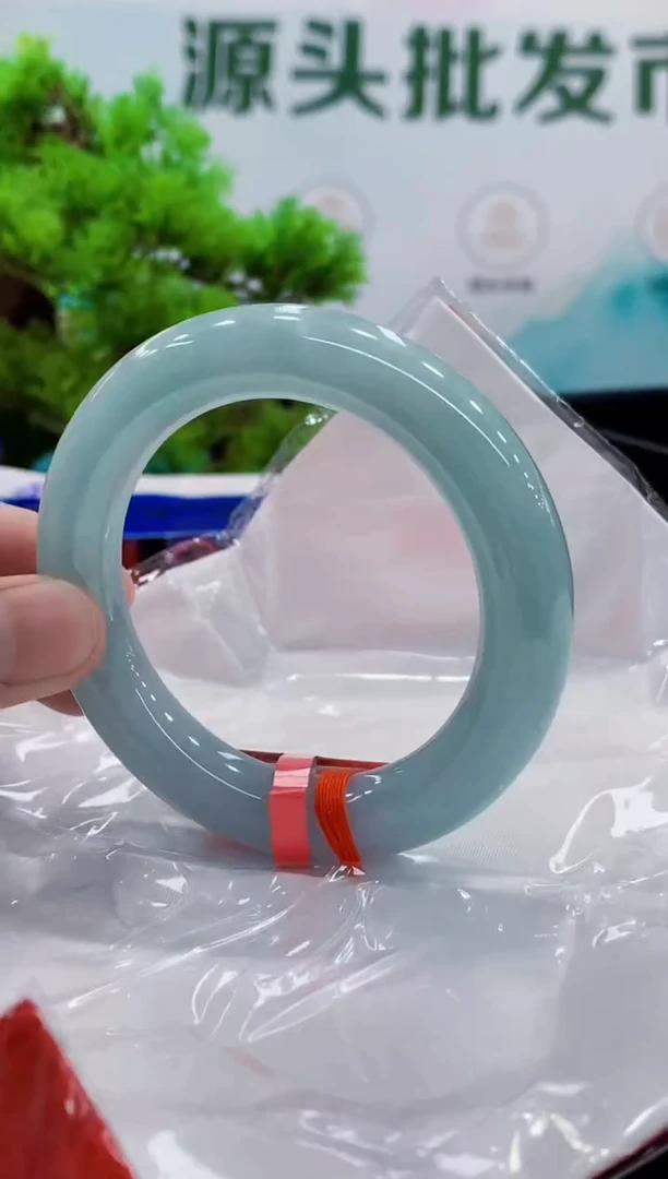 未镶嵌手镯翡翠翡翠手镯