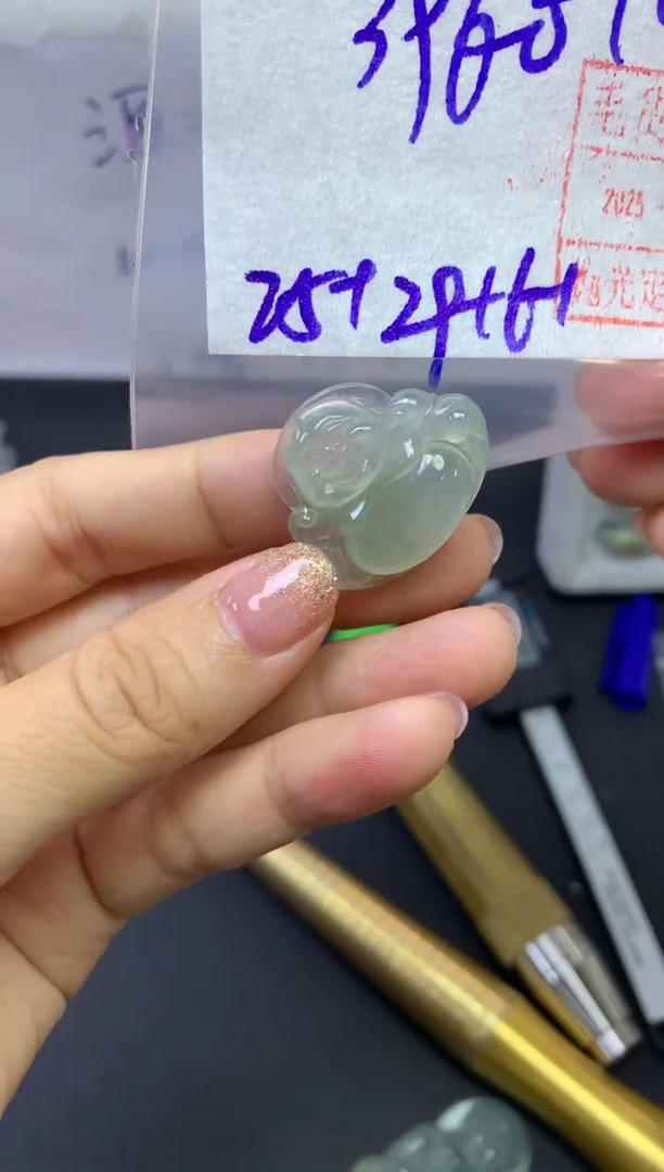 未镶嵌定制翡翠50佛公*3970元毛货需精抛光