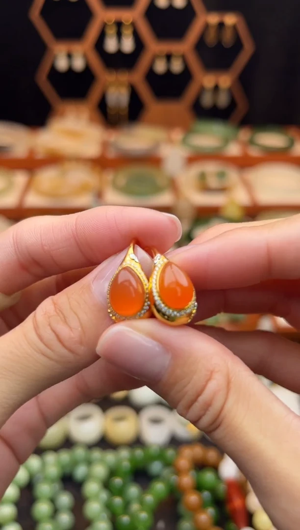 银S925镶嵌南红玛瑙耳饰福利