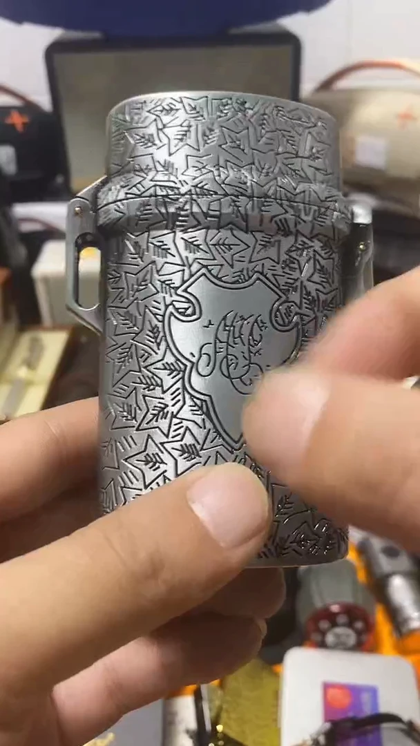 瓷片闪购商品 如图所示