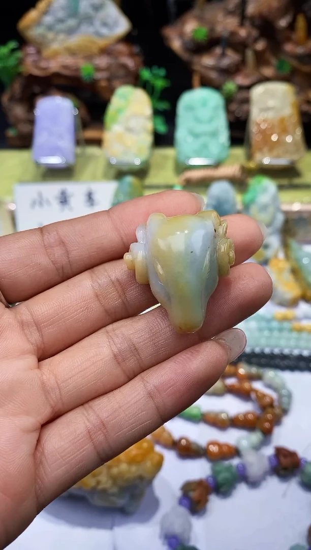 【闪购商品】定制翡翠未镶嵌A货翡翠