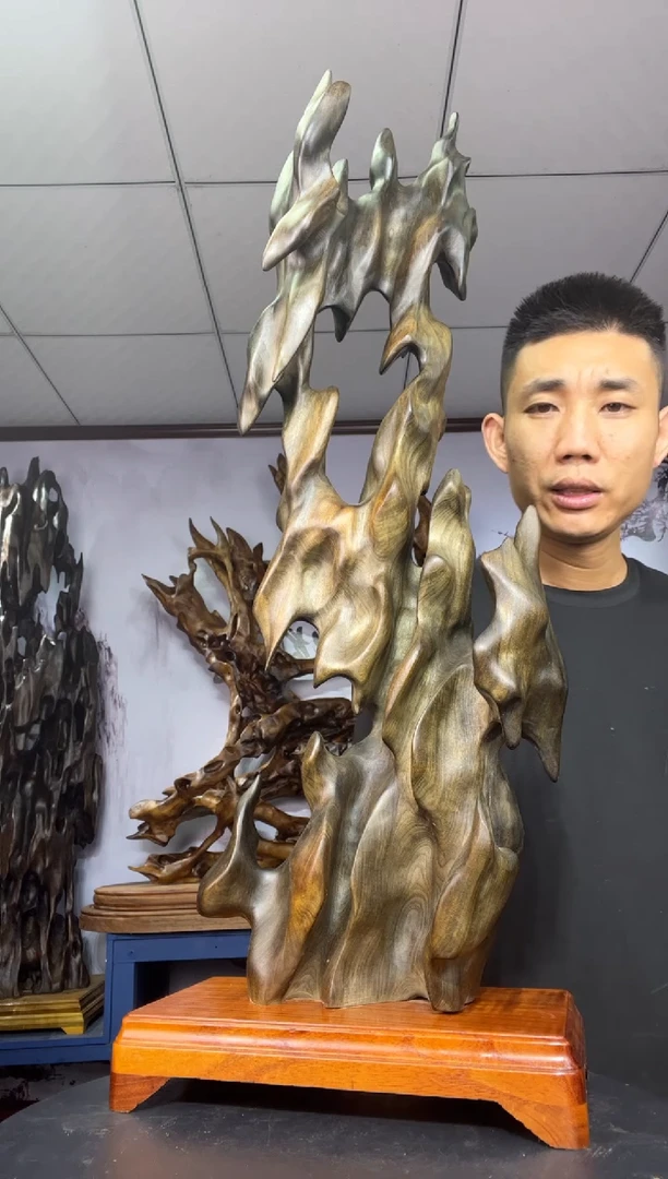 金丝楠木雕款蓝**殇金丝楠木工艺品摆件