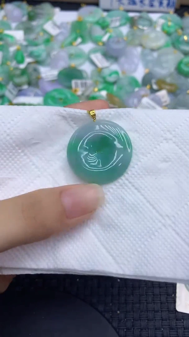 颈饰未镶嵌翡翠天然缅甸翡翠A货