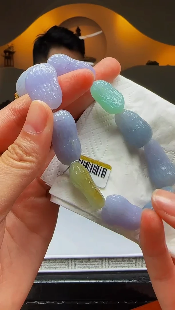 【闪购商品】定制翡翠未镶嵌Q04277翡翠毛货