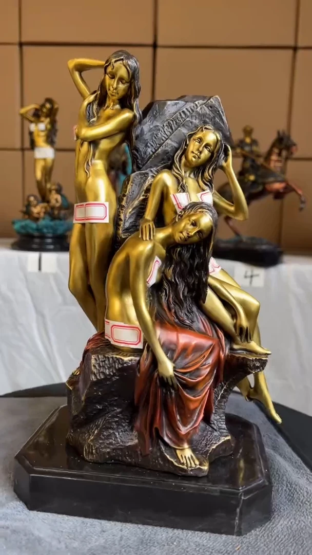 精铜材质精美雕塑