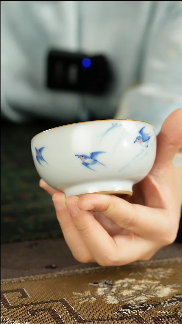 善窑厂汝窑月白绘画罗汉杯