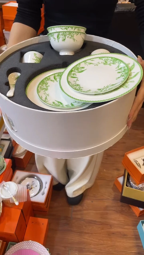 杯鸿辉家品牌瓷器，京东包邮！