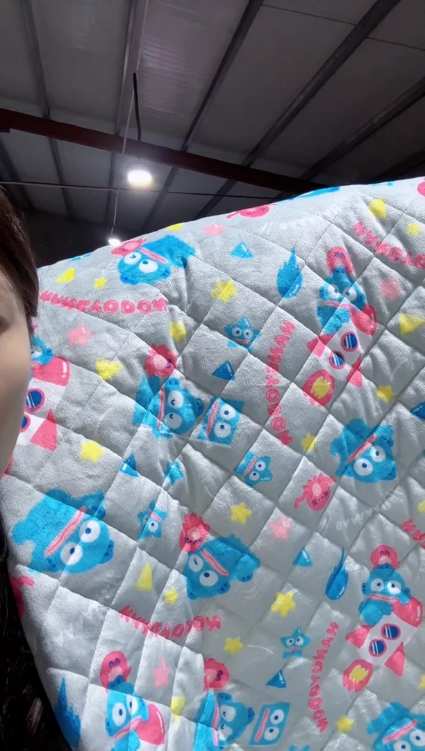 灰色丑鱼垫子200*200
