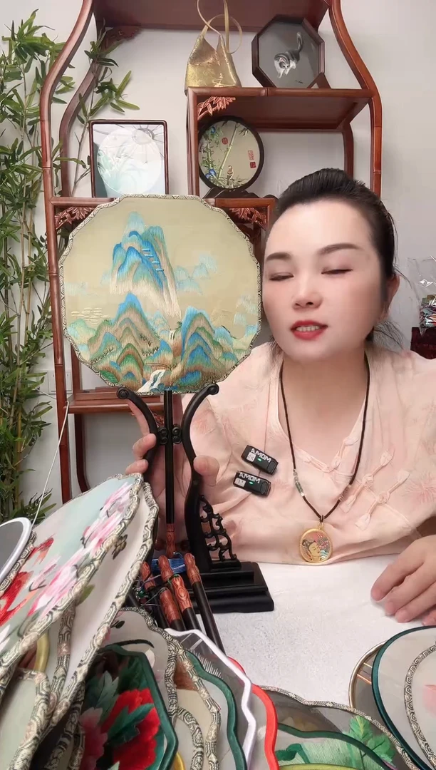 刺绣团扇-双面绣花