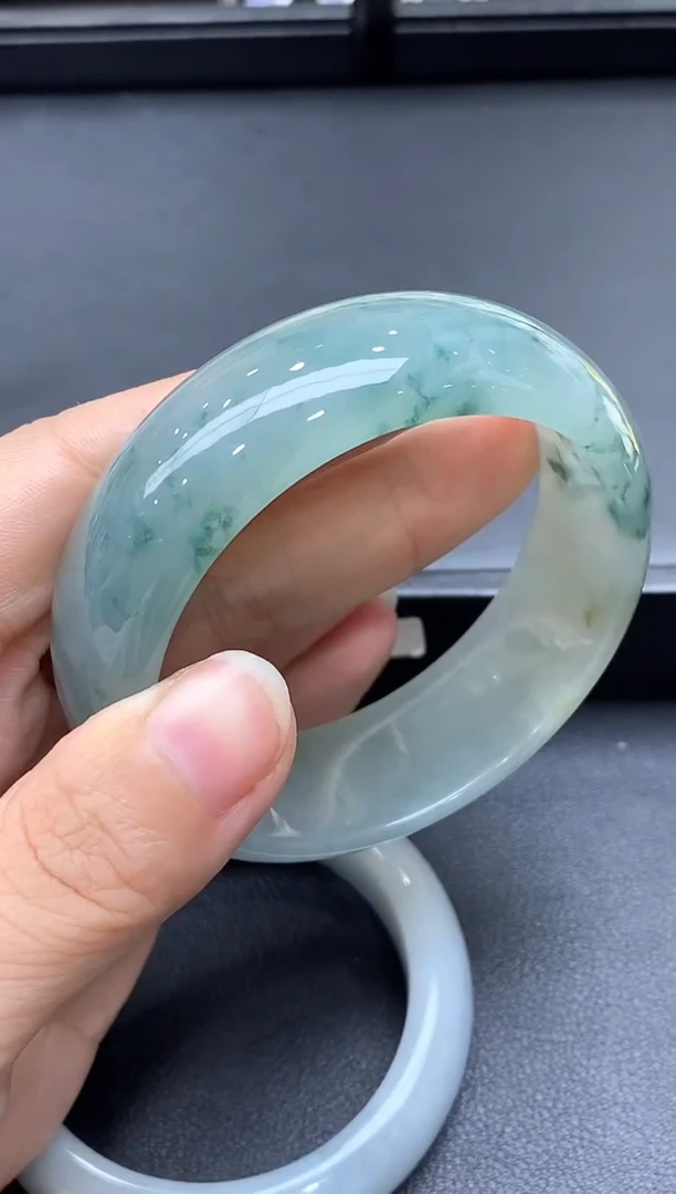 未镶嵌手镯翡翠548-中国好珍宝