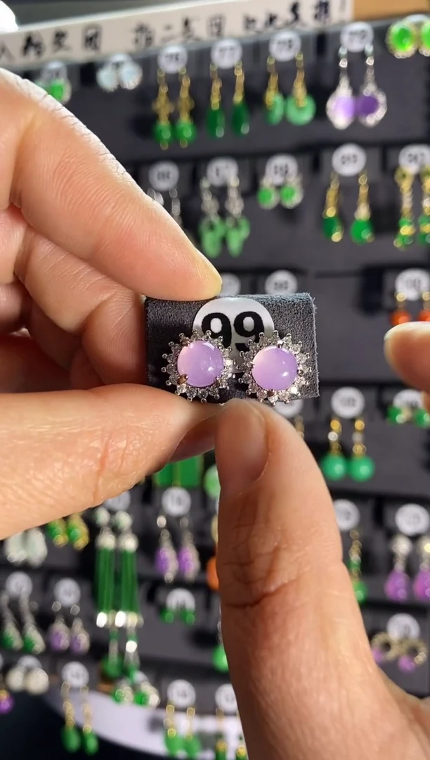 【闪购商品】翡翠耳饰银S925镶嵌99....