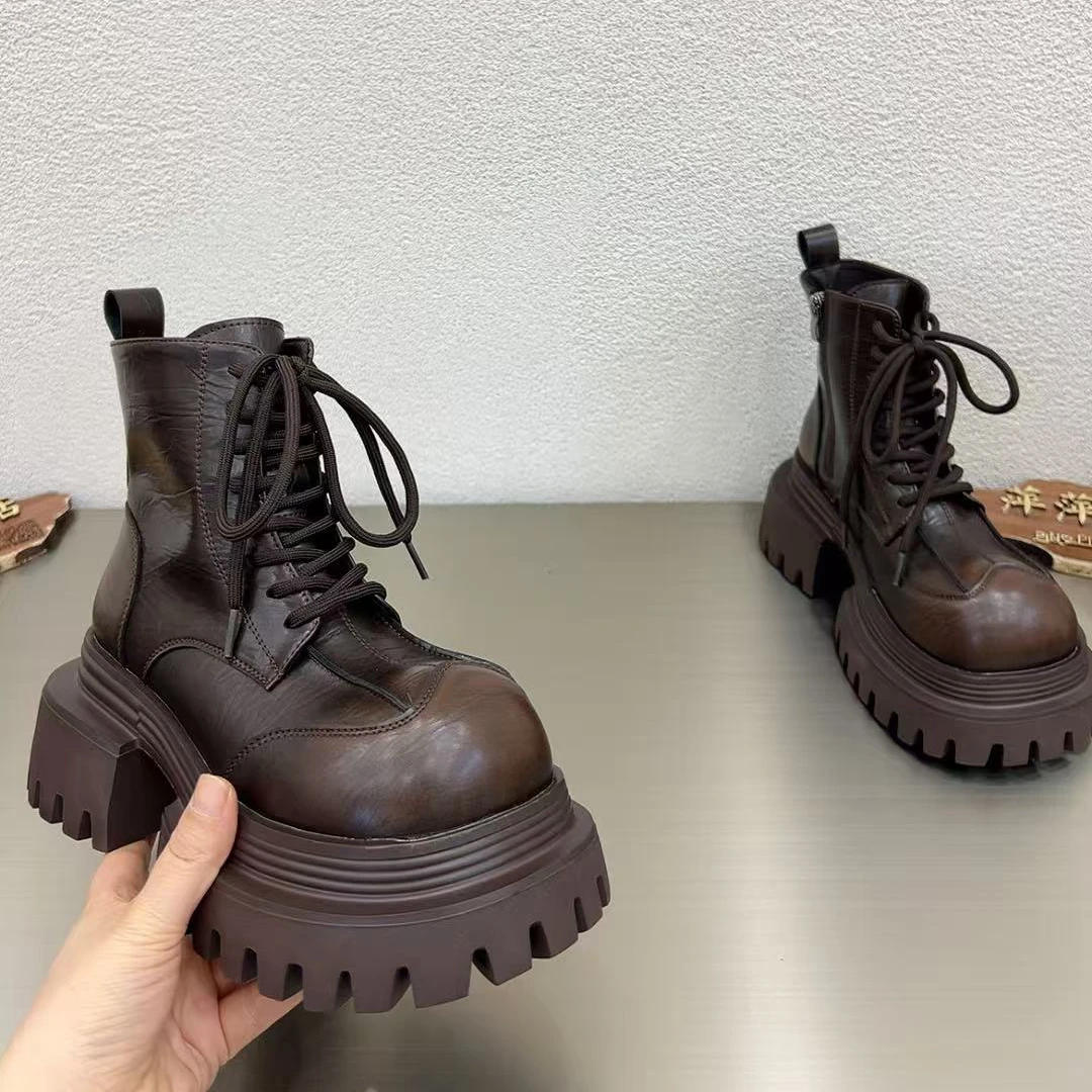 英伦风增高工装机车靴2025冬季新款厚底马丁靴女士休闲时尚短靴潮