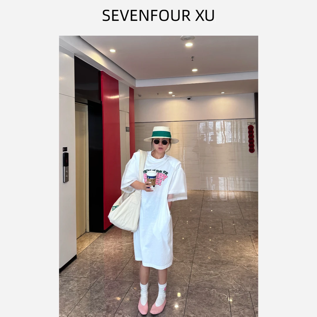 吉吉【松弛满分】夏季休闲宽松字母印花中长款上衣连衣裙#2940 C100