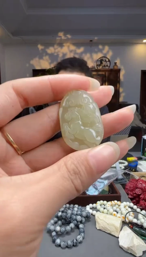 【闪购商品】和田玉颈饰未镶嵌拍一发一多样性发货