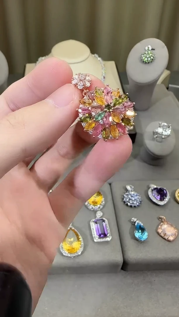 颈饰银S925镶嵌碧玺20mm吊坠繁花设计款多样性发一