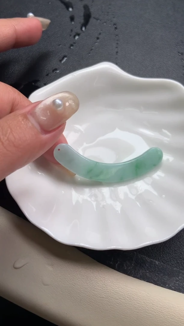 【闪购商品】翡翠挂件未镶嵌玉璜-编绳