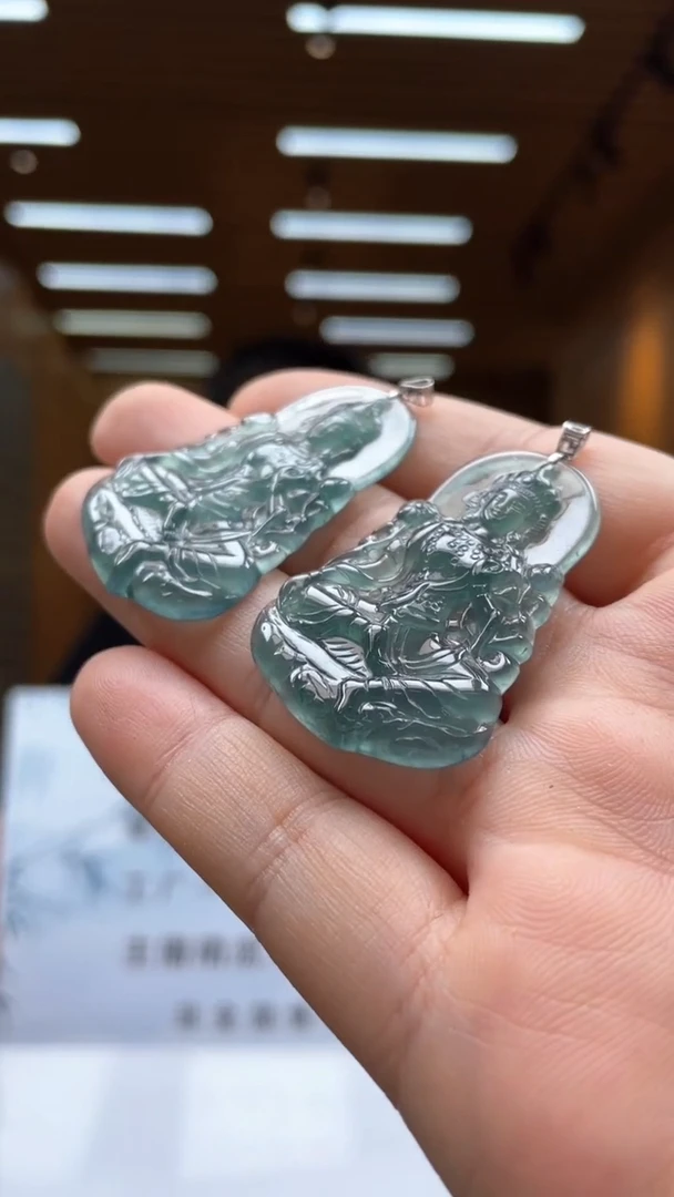 翡翠未镶嵌颈饰多样性发货（只发一件）x4