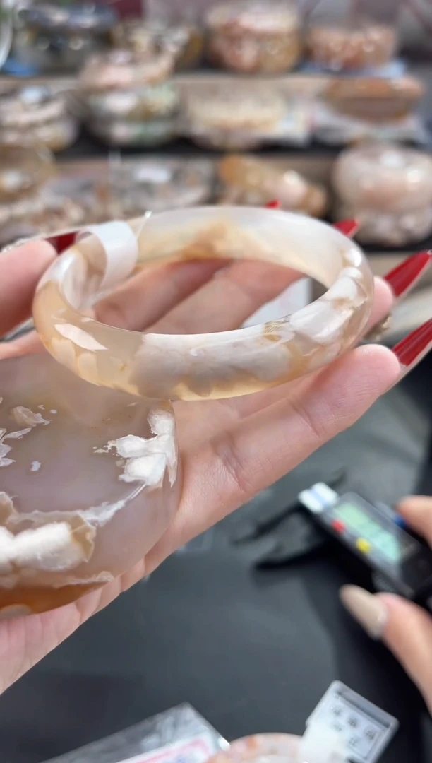 未镶嵌手镯石英质玉58（赠品镯心 天然不保证完美）