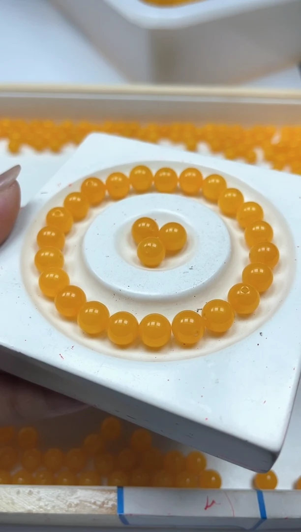 玛瑙/玉髓散珠未镶嵌B103 鸡油黄8mm25个9.9元