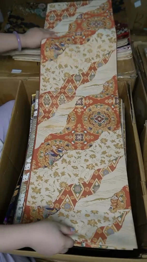 织绣11上京绍巴名物纹