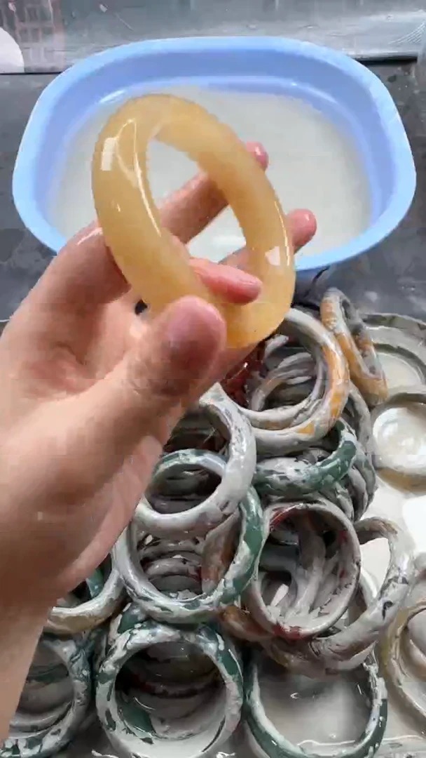 石英质玉手镯未镶嵌13 6160