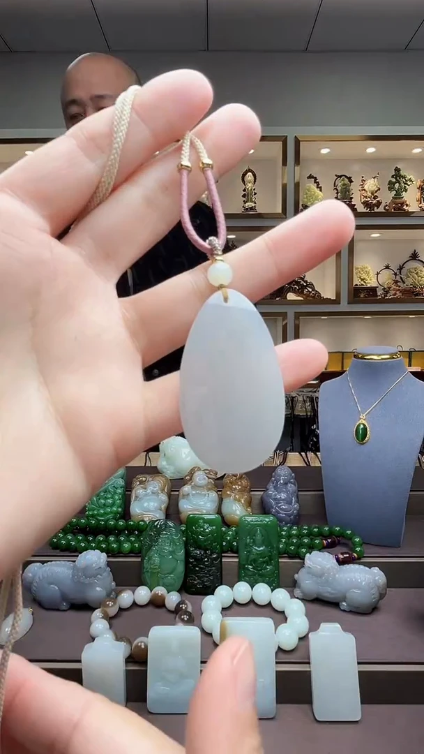 【闪购商品】和田玉颈饰未镶嵌苏