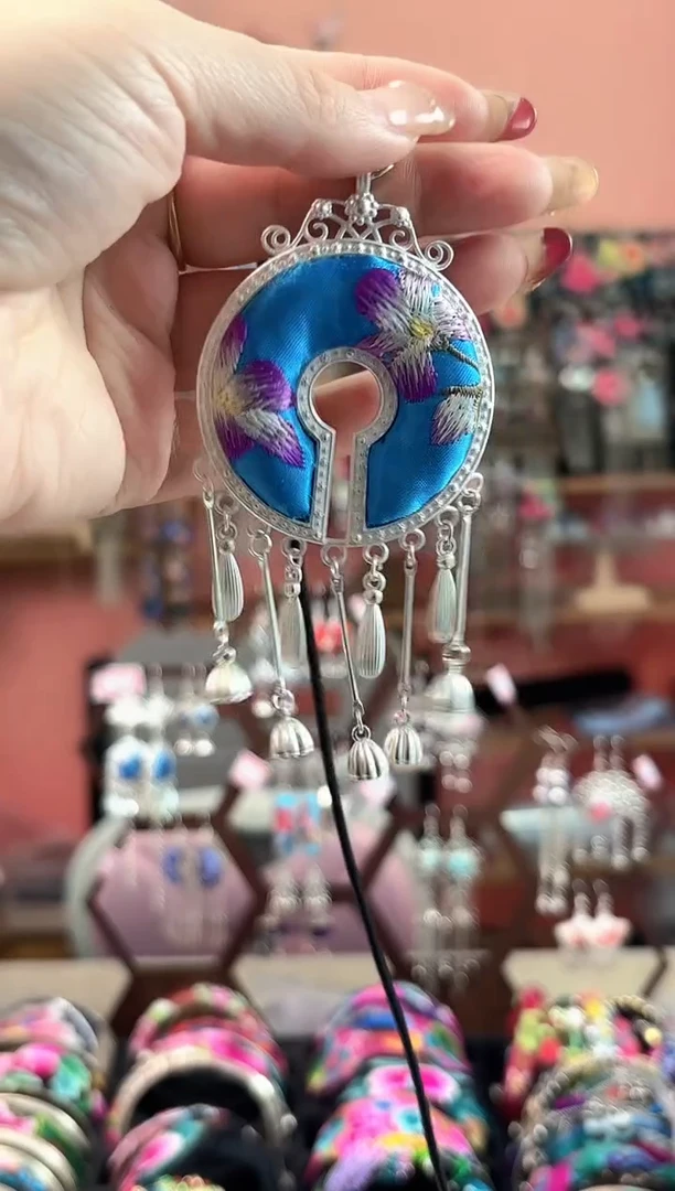 艺枝独绣手工饰品63