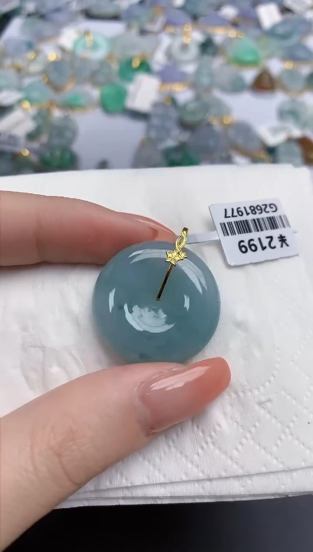 【闪购商品】翡翠颈饰18K金镶嵌天然缅甸翡翠A货