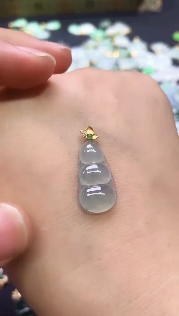翡翠18K金镶嵌颈饰250609141