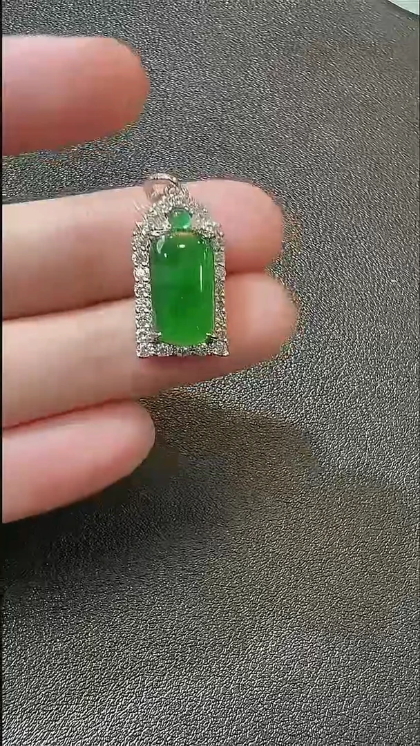 颈饰银S925镶嵌翡翠天然A货翡翠