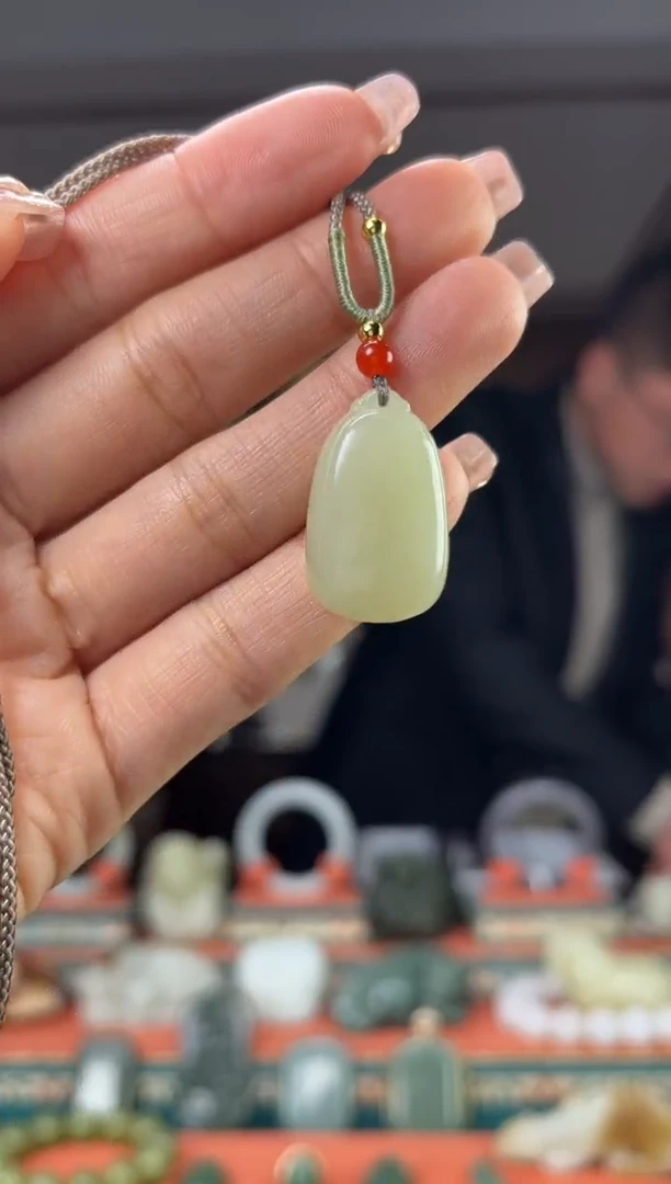 【闪购商品】和田玉颈饰未镶嵌佩佩