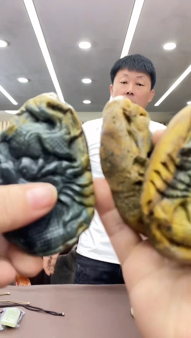 未镶嵌透闪石质玉把件手把多样式发货随机发一
