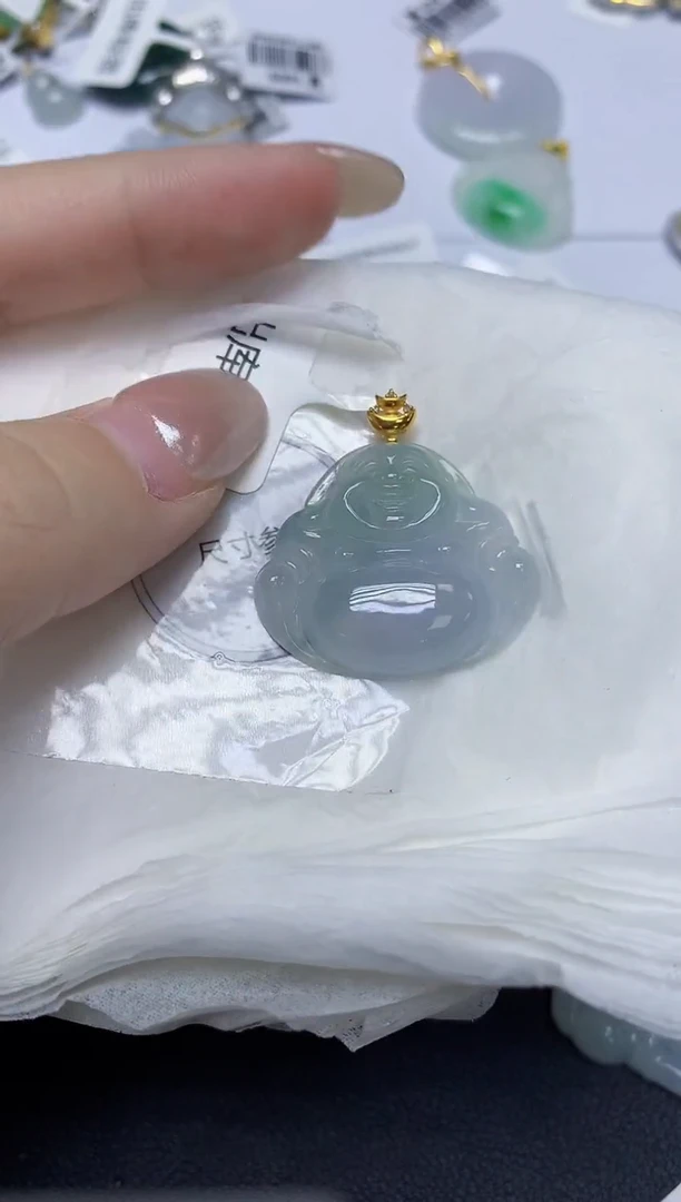 颈饰18K金镶嵌翡翠天然缅甸翡翠A货多样性发一件