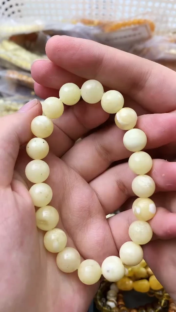 未镶嵌琥珀珠宝奇石20