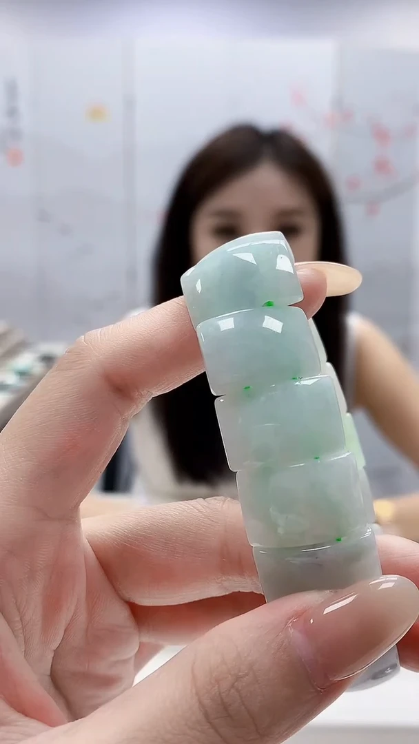未镶嵌定制翡翠4957lr-毛货手串152