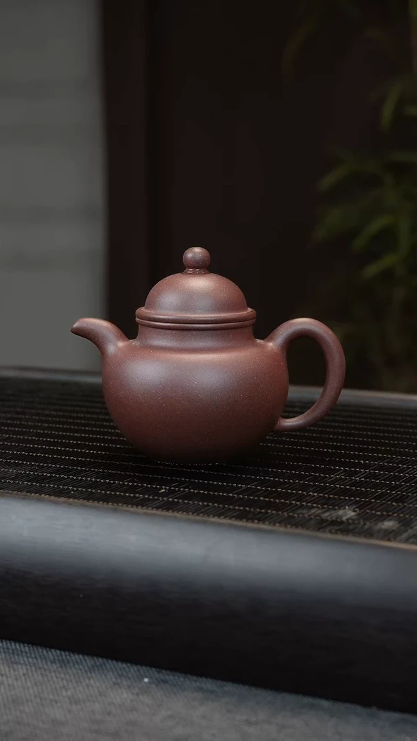 茶壶紫砂陈腐老料 寿珍掇球 150CC