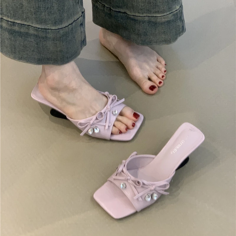 NQL-3055-1法式小众高跟鞋女鞋2025年夏季水钻露趾一字带凉拖鞋女