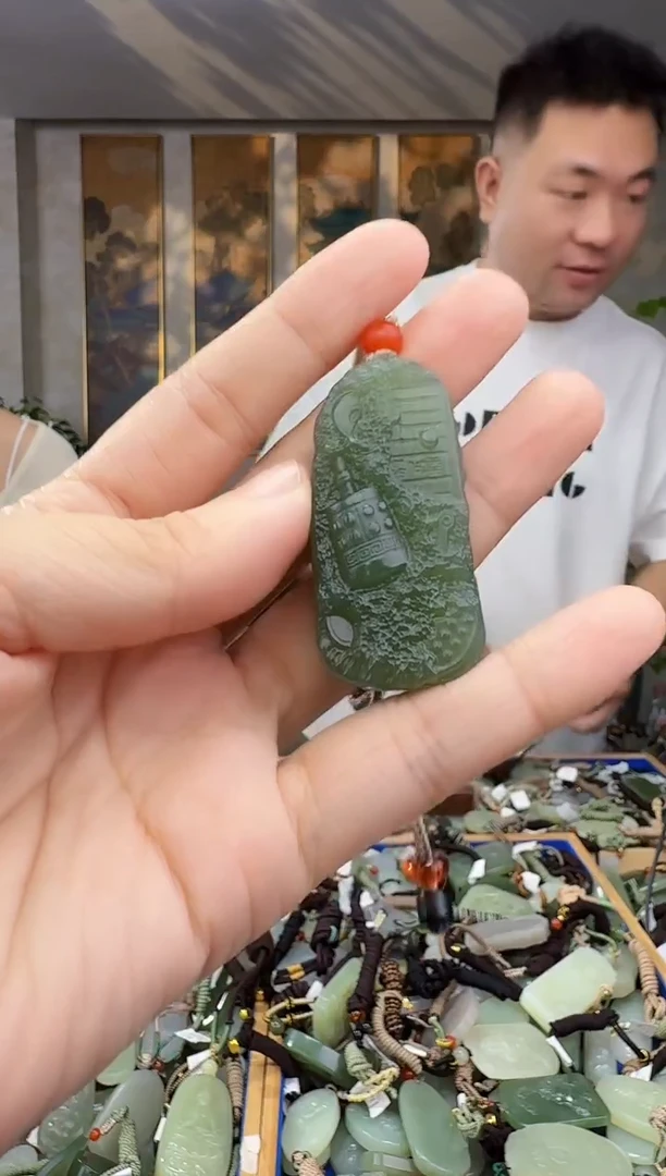 未镶嵌和田玉挂件拍一发一