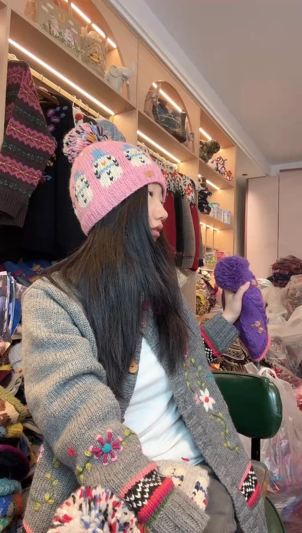 羊毛美利奴粉色雪人单球帽