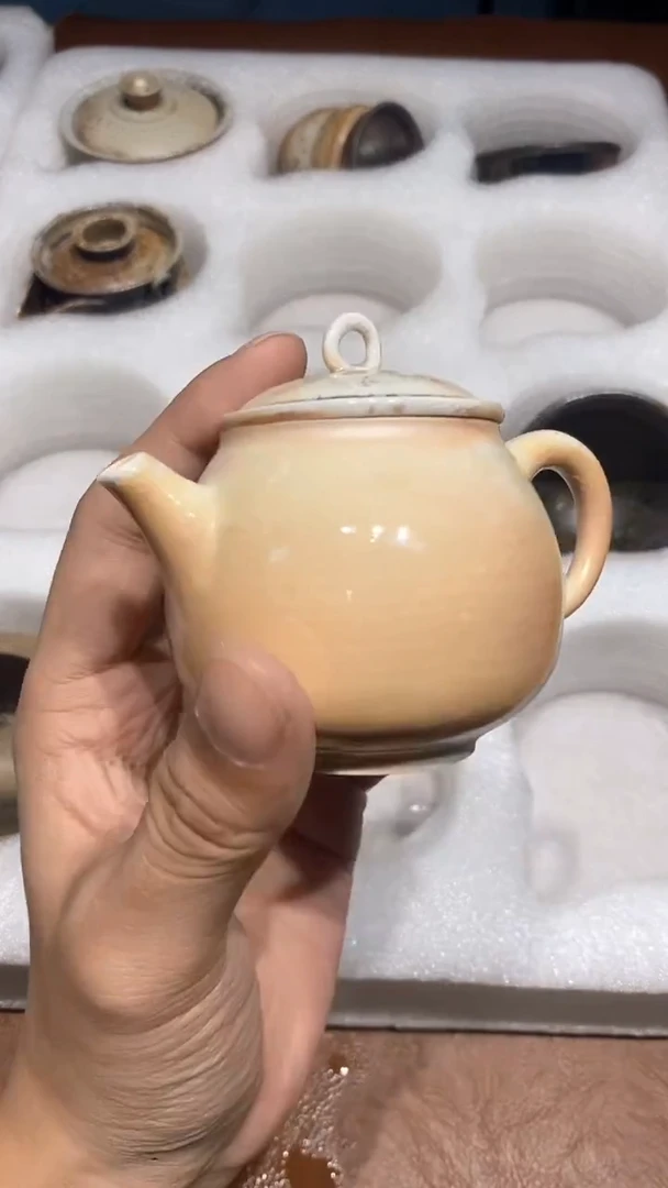 用****5奢瓷/瑞寅柴烧茶器（壶）981
