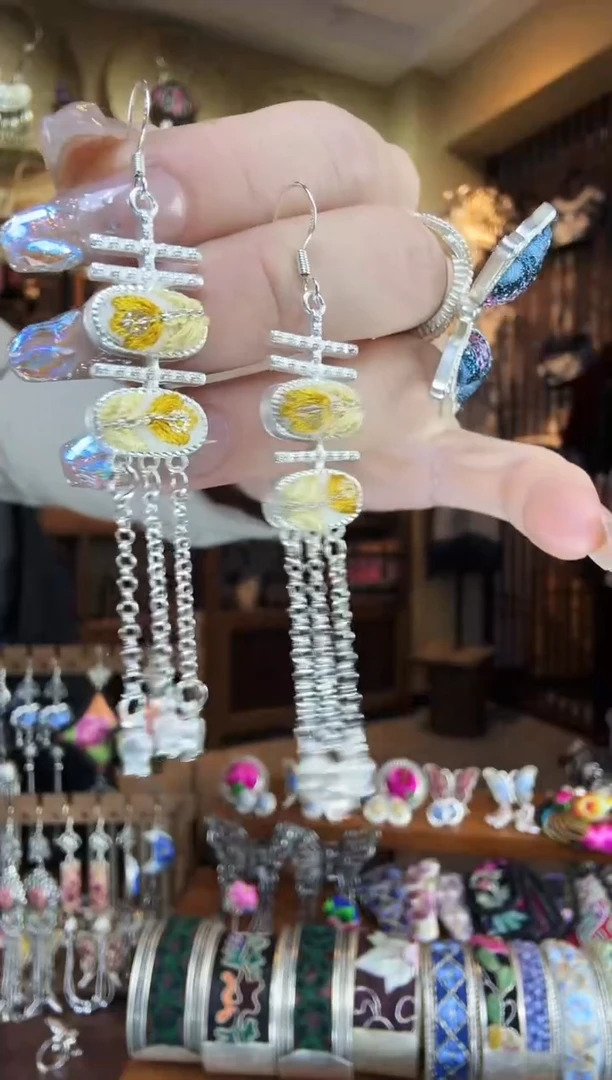 刺绣非遗刺绣民族风耳环