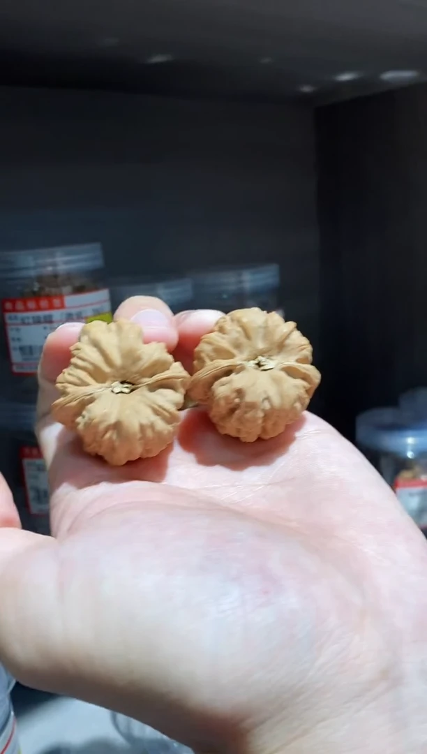 文玩核桃把件全品平谷凹底36