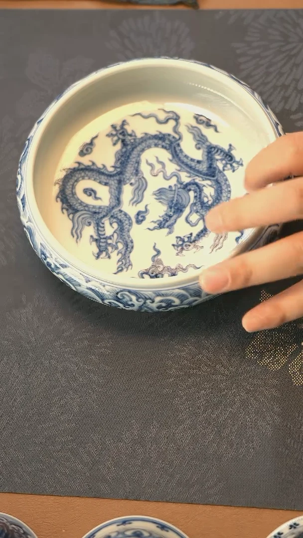 垂虹幕古江崖海水龙纹水洗