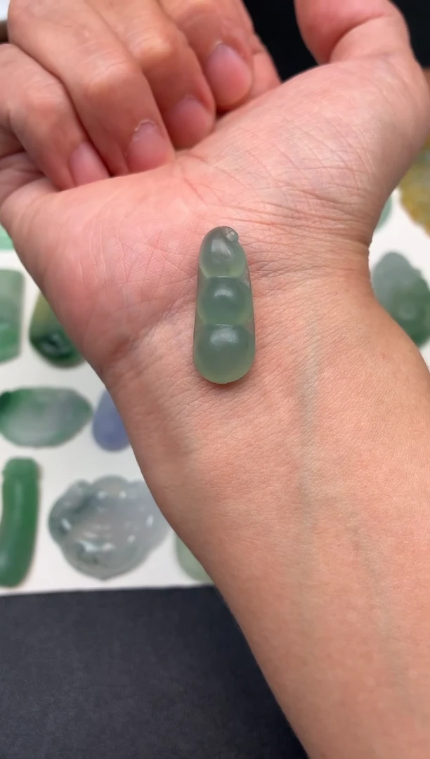 未镶嵌定制翡翠翡翠