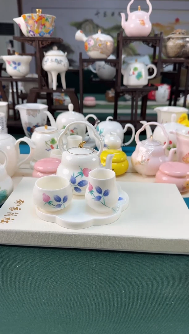 【闪购商品】瓷器 ······.......