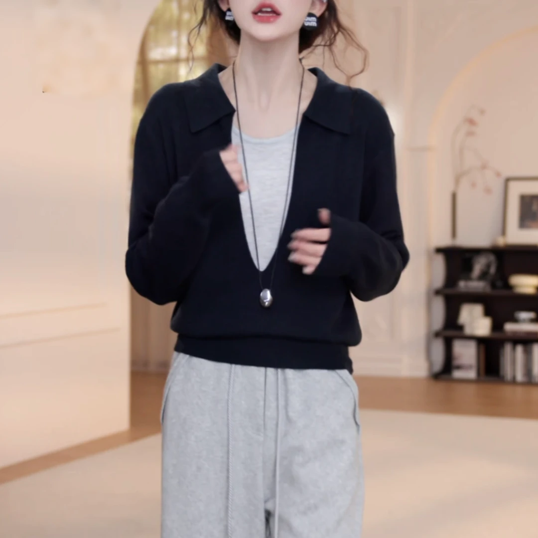 早秋百搭V领假两件毛织长袖+同色系抽绳直筒裤卫裤套装LK2505747