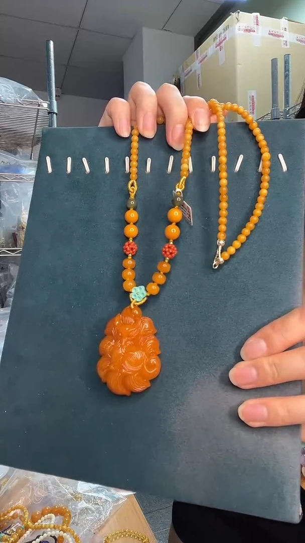 未镶嵌琥珀裸石A1215天然蜜蜡