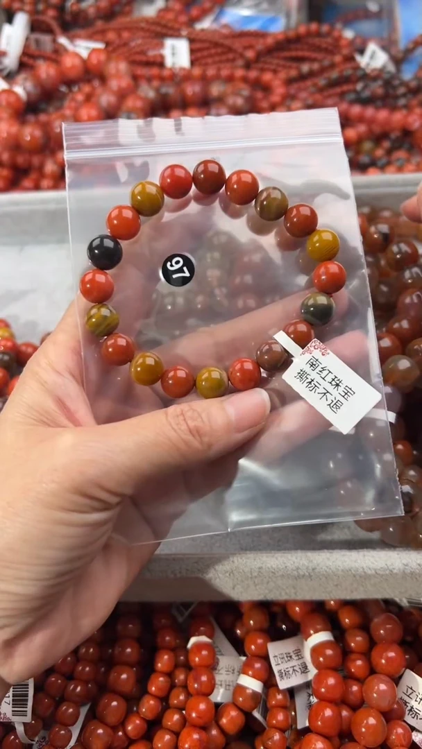 南红玛瑙手串未镶嵌10+
