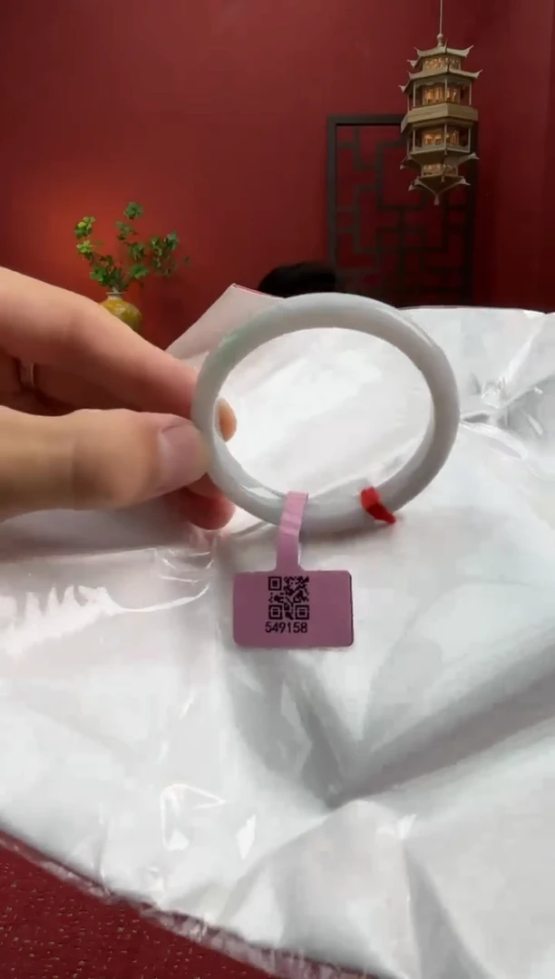 未镶嵌手镯（贵妃镯）翡翠翡翠手镯5
