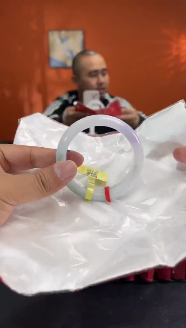 未镶嵌手镯翡翠1  55